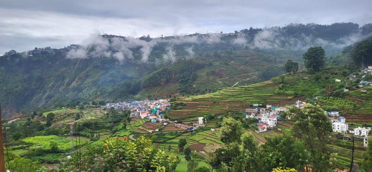 Minus 1 Hotel Kodaikanal Bagian luar foto