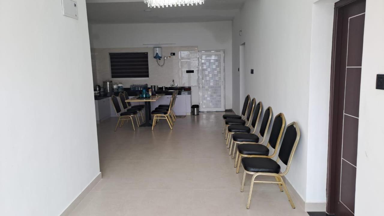 Minus 1 Hotel Kodaikanal Bagian luar foto