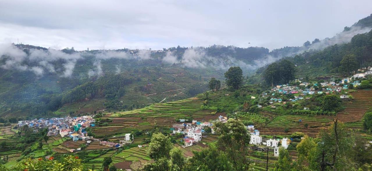 Minus 1 Hotel Kodaikanal Bagian luar foto