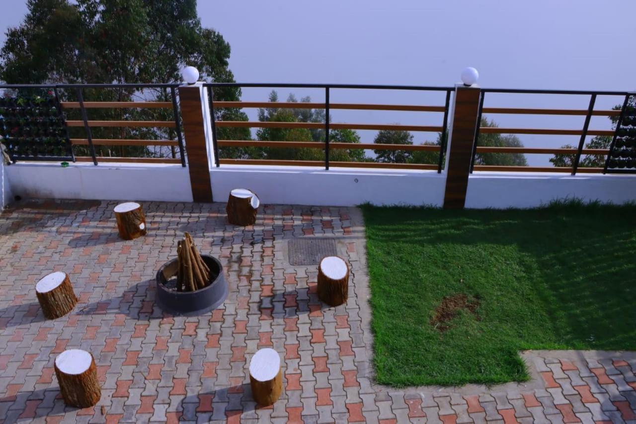 Minus 1 Hotel Kodaikanal Bagian luar foto