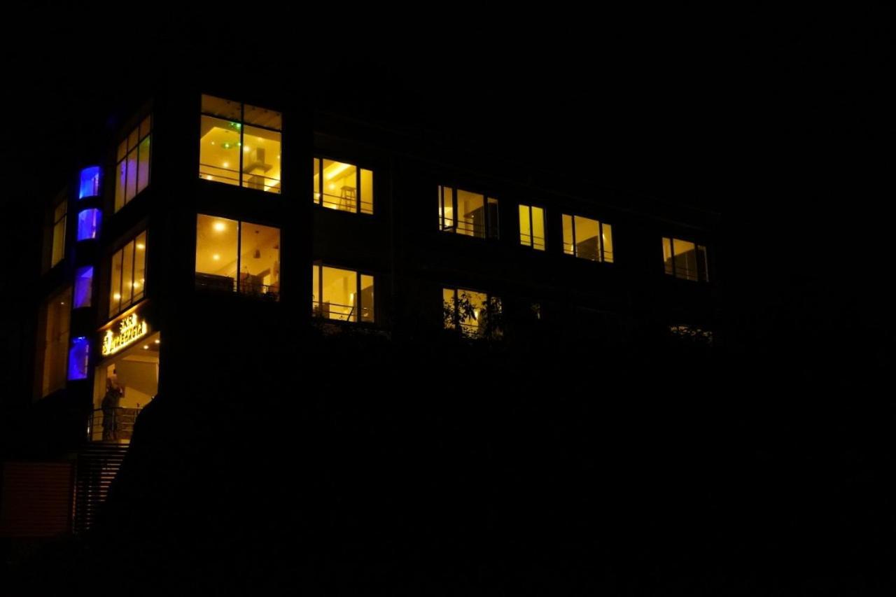 Minus 1 Hotel Kodaikanal Bagian luar foto