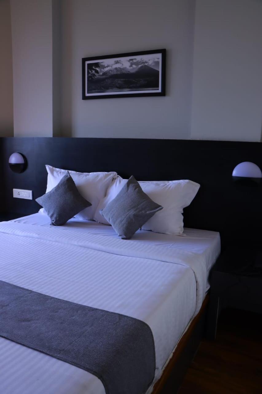 Minus 1 Hotel Kodaikanal Bagian luar foto