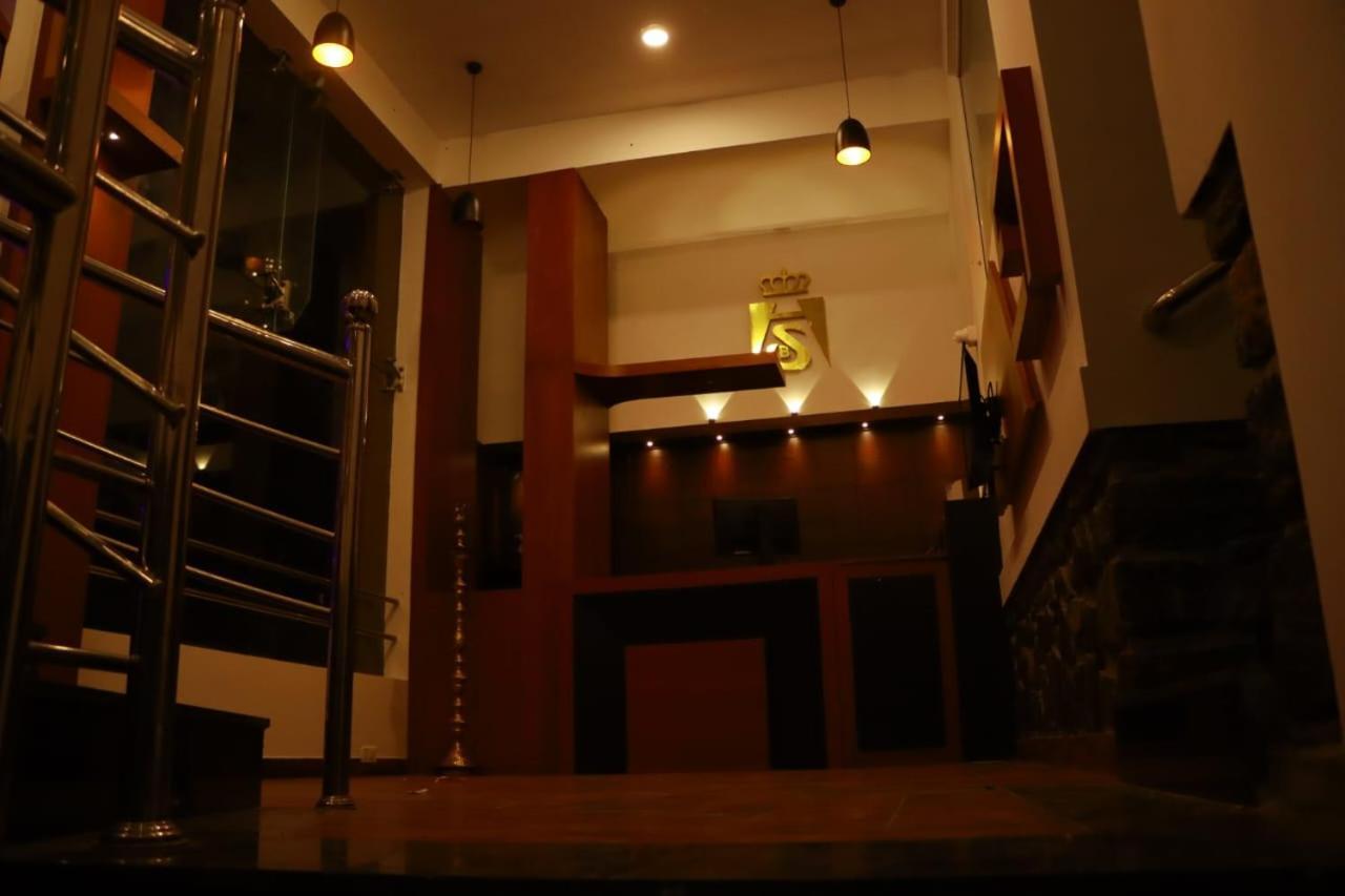 Minus 1 Hotel Kodaikanal Bagian luar foto